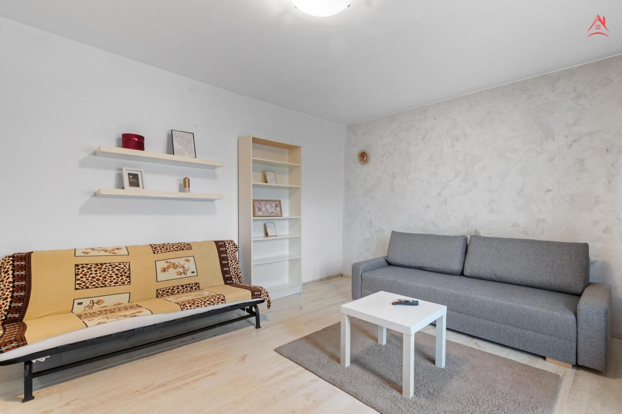 Dristor Large And Cozy Apartment
